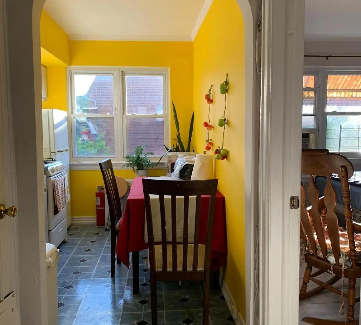 Δωμάτια σε οικογενειακή κατοικία Cheerful 2 Bed Rooms Apartment In Heart Of Queens Νέα Υόρκη