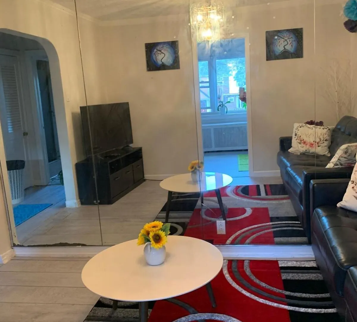 Cheerful 2 Bed Rooms Apartment In Heart Of Queens Νέα Υόρκη 0*,  Ηνωμένες Πολιτείες της Αμερικής